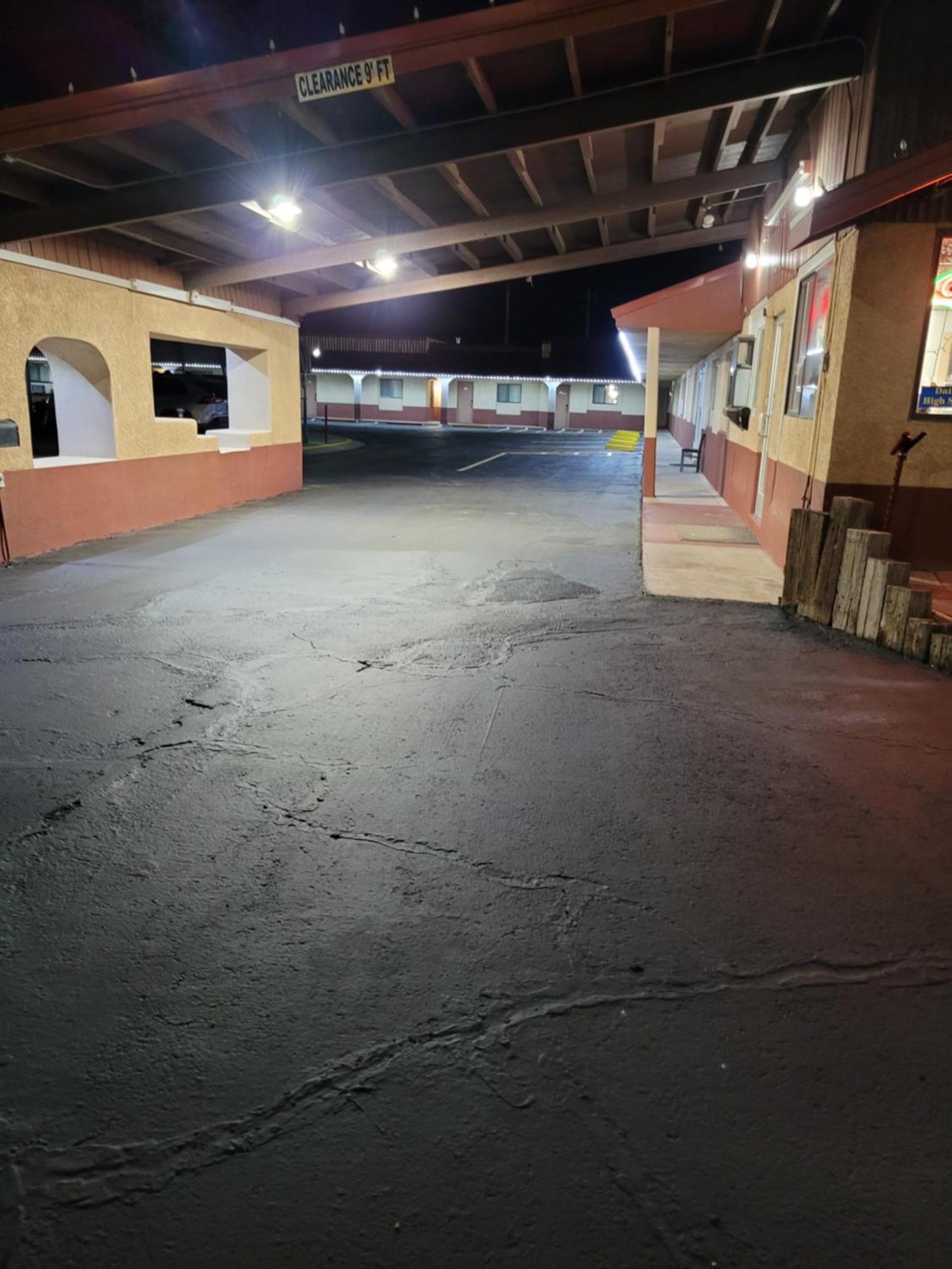 Sands Motel Portales Екстер'єр фото